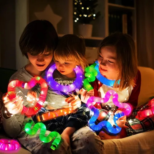 Vista 2 de Varillas incandescentes esenciales de campamento para niños pequeños de 6 a 96 piezas, juguetes de tubo pop con luz para niños, regalo de 4