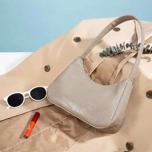 Vista 3 de LOVEVOOK Bolso de hombro para mujer, monedero pequeño con patrón de cocodrilo, bolso de mano de cuero vegano pequeño monedero lindo mini bolso