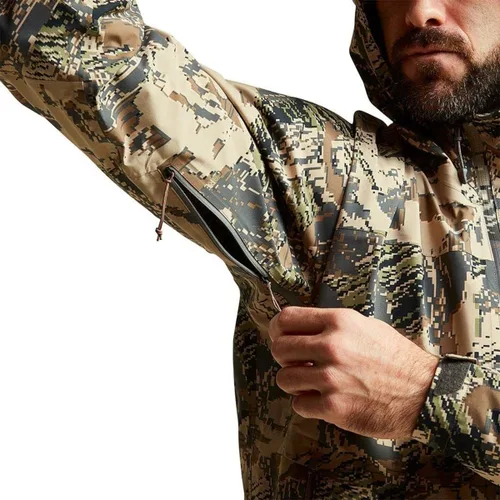 Vista 2 de SITKA Gear Chaqueta de caza ligera impermeable Dew Point para hombre