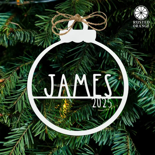 Vista 7 de Amelia Jane - Adornos personalizados (individual; 4 pulgadas) – Diseño tradicional personalizable 2025 adornos con nombre blanco, plateado, dorado