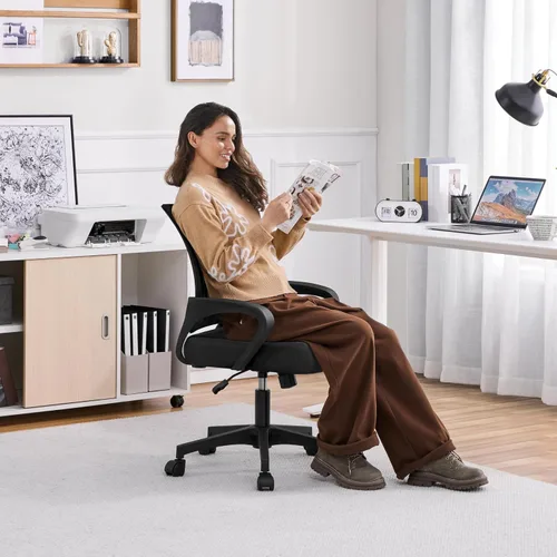 Vista 2 de Yaheetech Silla de oficina de malla con respaldo medio, ajustable, ergonómica, silla de trabajo para computadora, giratoria rodante con soporte
