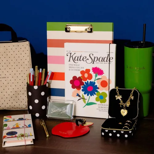 Vista 3 de kate spade new york Portapapeles de tapa dura con clip de perfil bajo, padfolio profesional incluye bloc de notas rayado, trabilla para bolígrafo