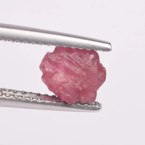 Vista 3 de REAL-GEMS Piedra cruda de espinela rosa de cristal natural, espécimen mineral natural, cristal curativo, espinela áspera 1.15 ct piedra preciosa