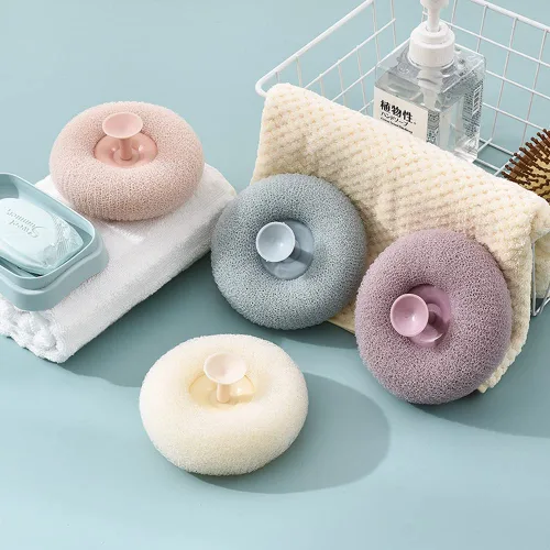 Vista 2 de 3 piezas de bonito artefacto exfoliante con ventosa, bola de baño de masaje, bolas de esponja de ducha, cepillo de limpieza de nailon, limpiador
