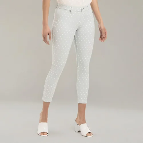 Vista 4 de HUE Leggings capris esenciales de mezclilla para mujer, varios