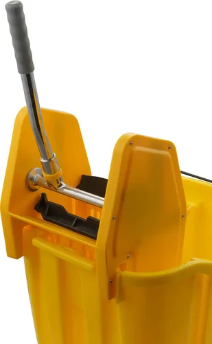 Vista 3 de SPARTA OmniFit - Cubo para trapeador con escurridor de presión, plástico, 35 cuartos de galón, color amarillo