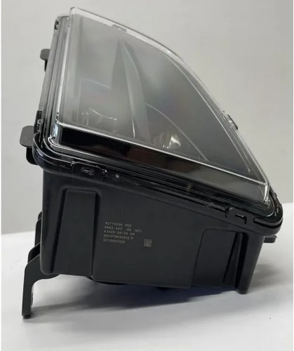 Vista 3 de KarParts360 Para Volvo Serie VNL Antiniebla Montaje 2018 2019 lado del conductor Para VO2592124 82775826