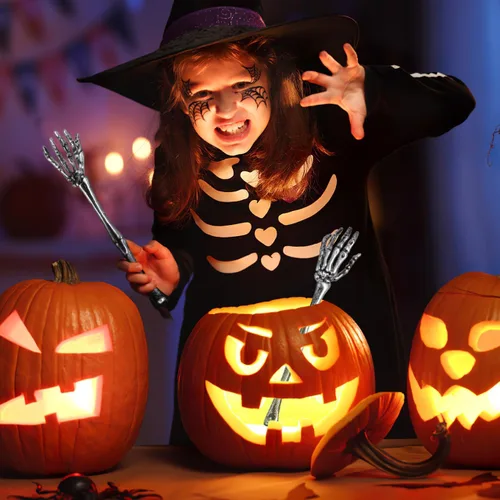 Vista 7 de Luxshiny Juego de pinzas de ensalada de garra de esqueleto, 2 utensilios de cocina plateados de Halloween para fiestas espeluznantes y decoraciones