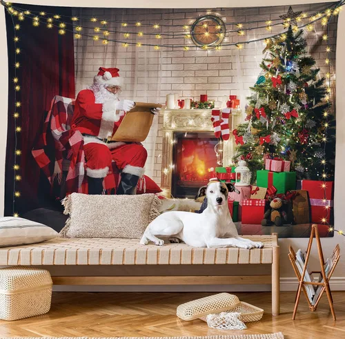 Vista 9 de Ambesonne Tapiz de Papá Noel, viejo Papá Noel sentado en casa en la noche de Navidad, leyendo una carta cerca del árbol, colgante de pared ancho