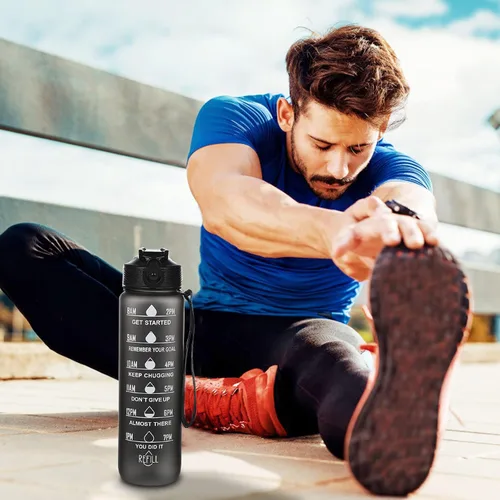 Vista 5 de Botella de agua deportiva motivacional a prueba de fugas de 32 onzas con popote y marcador de tiempo, tapa abatible, duradera, sin BPA, no tóxica