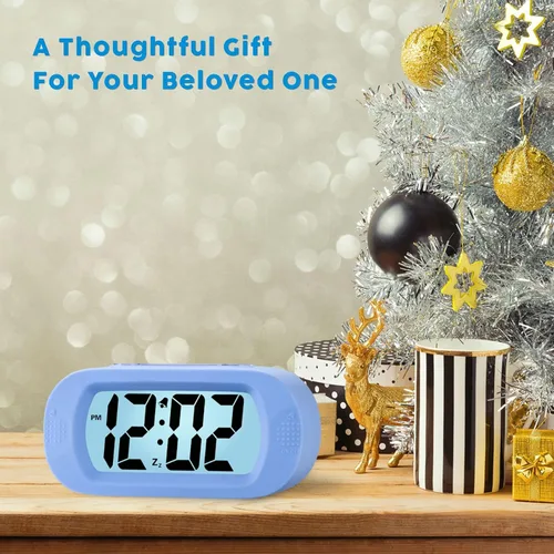 Vista 7 de Plumeet Reloj Despertador para Niños LCD Digital Grande Relojes Despertadores de Viaje con Repetición y Luz Nocturna - Sonido Ascendente