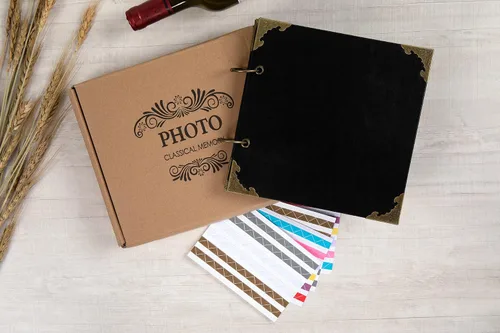 Vista 7 de Álbum de fotos de 8 x 8 pulgadas de cuero con tapa dura, 80 páginas de papel artesanal en blanco, álbum de recortes DIY para bodas y aniversarios