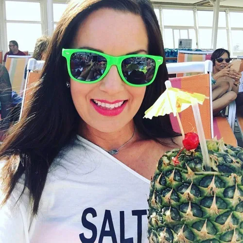 Vista 2 de SUNOVELTIES Paquete de 12 lentes de sol de colores neón clásicos retro para fiestas, unisex para adultos