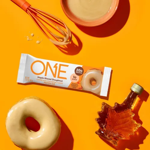 Vista 3 de ONE Barras de proteínas, donut glaseado de arce, sin gluten, con 0.71 onzas de proteína y 0.04 onzas de azúcar, grapas de despensa, 2.12 onzas