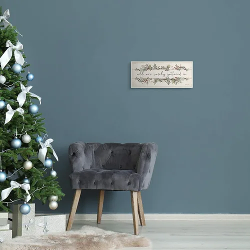 Vista 3 de Stupell Industries All Safely Gathered Frase Winter Holly Florals, placa de pared diseñada por Stephanie Workman Marrott, 7 x 17 pulgadas