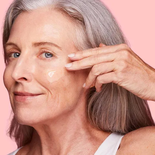 Vista 3 de Clarins Suero antienvejecimiento súper restaurador remodelador para piel madura debilitada por cambios hormonales Repone, ilumina y ayuda a