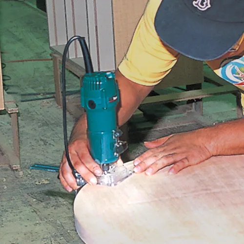Vista 4 de Makita 3707FC Base Fija laminado Trimmer con luz LED