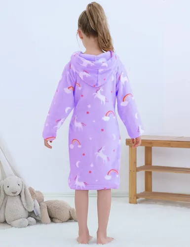 Vista 2 de SHUCHENG Girls Fleece Hooded Robes, Kids Soft Premium Fuzzy Bathrobe for Gifts, 2-12 Years
