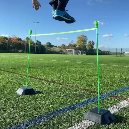 Vista 4 de QUICKPLAY Base Weights to Train on Turf & Court Fits Agility Poles and Kickster Soccer Goals