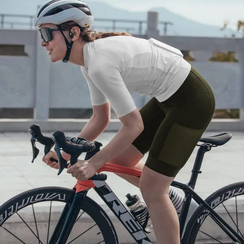 Vista 7 de Lo.gas Baberos de ciclismo para mujer, pantalones cortos de ciclismo acolchados para mujer, con relleno, pantalones de ciclismo 4D con bolsillos