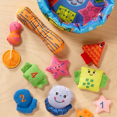 Vista 10 de Melissa & Doug K's Kids Fish and Count Juego de aprendizaje con 8 peces numerados para atrapar y liberar