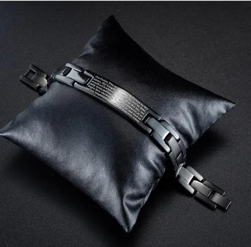 Vista 4 de Pulsera de la Biblia de la Santa Biblia para hombres, pulsera de acero inoxidable con cruz de Hip Hop de la Biblia, brazalete de oración