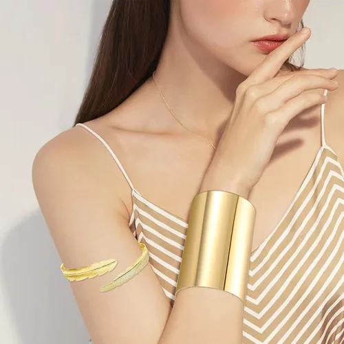 Vista 6 de MOZAKA Juego de 8 pulseras de puño ancho para mujer, juego de pulseras de alambre acanalado de hilo fino abierto para la parte superior del brazo