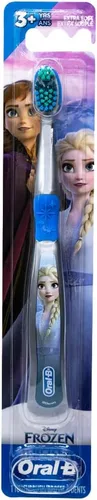 Vista 3 de Oral-B Cepillo de dientes Frozen de Disney, extra suave (los personajes varían), paquete de 2