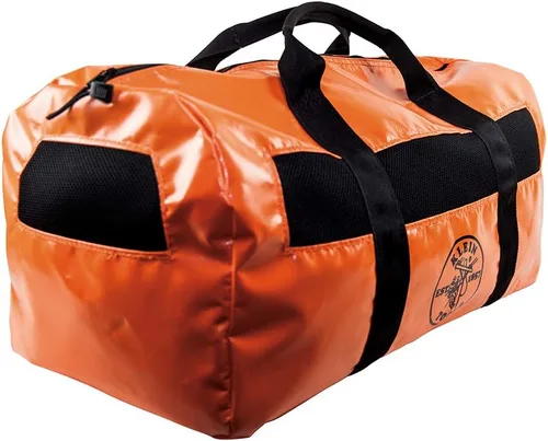 Vista 2 de Klein Tools Bolsa de lona 5216V, resistente al agua, con paneles de malla y agujeros de drenaje, se puede llevar como una mochila