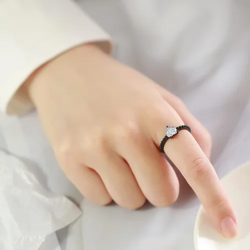 Vista 3 de Anillos a juego personalizados para parejas, anillos de promesa de acero inoxidable para parejas, juego con 2 anillos grabados dentro y fuera