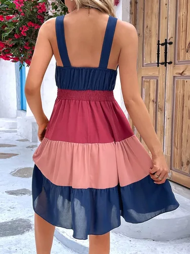 Vista 2 de WDIRARA Vestido de mujer con diseño de bloques de color, cruzado, sin mangas, dobladillo con volantes, cuello halter
