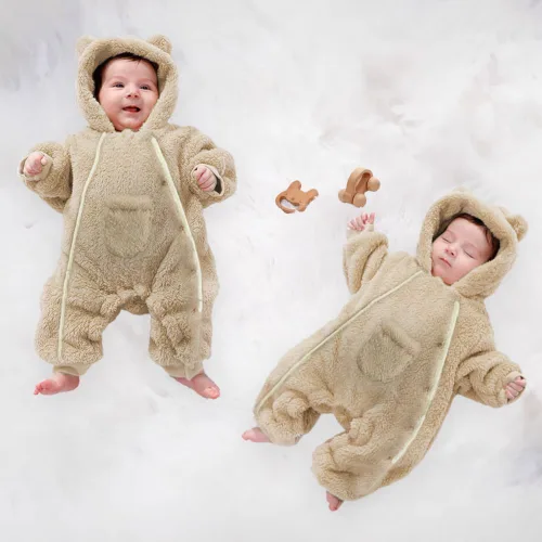 Vista 5 de UVIPC Mono de oso para bebé recién nacido, mono de forro polar con capucha, diseño de doble línea