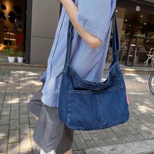 Vista 2 de Bolso cruzado de mezclilla unisex estilo bohemio retro bolso de mensajero bolso de viaje bolso grande bolso holgado Azul Marino talla única Retro