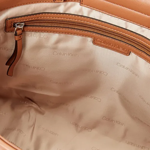 Vista 6 de Calvin Klein Jade Tailored Tote