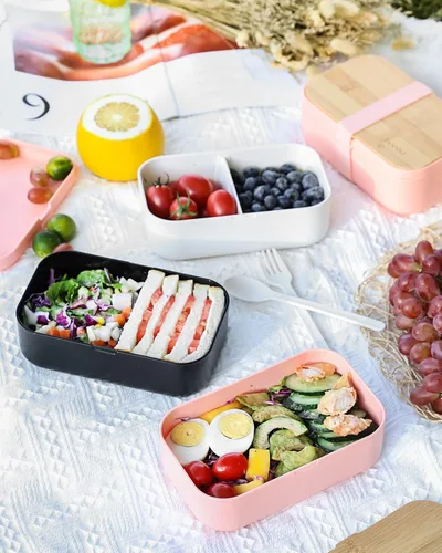 Vista 4 de Lonchera Bento para adultos, tapa de bambú natural, cubiertos y palillos, lonchera para mujeres, apta para microondas, lavavajillas, sin BPA, a Negro