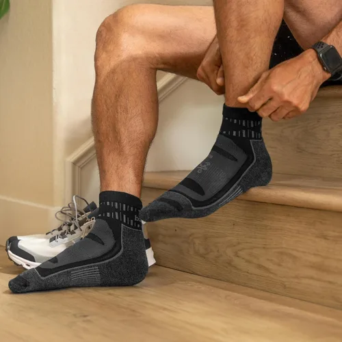 Vista 4 de Balega Calcetines atléticos de correr de cuarto de rendimiento antiampollas para mujeres (1 par)