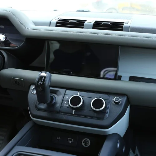 Vista 5 de YIWANG navegación GPS pantalla protector aplicable para Land Rover Defender 110 130 2020 coche Accesorios claro vidrio templado