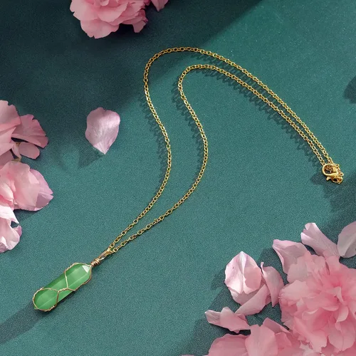 Vista 4 de VIBILIA Collar de Cristal Curativo con Envoltura de Alambre Piedra Punta de Amatista Natural Colgante Hexagonal Joyería de Cuarzo Reiki Espiritual