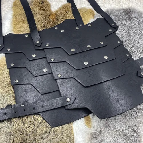 Vista 4 de HiiFeuer Hombrera doble medieval de piel sintética, armadura de hombro de caballero mercenario vintage para LARPCosplay Ren Faire