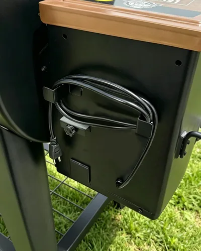 Vista 6 de Cable de alimentación de CA de repuesto de 6 pies para parrilla de pellets y ahumador se adapta a Traeger, Pit Boss, Camp Chef, Z-Grills 3