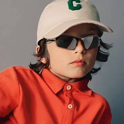 Vista 2 de KENBO Polarized Sports Sunglasses for Kids Wrap Around Sunglasses Baseball Cycling UV Protection for Boys Girls Age 3-10
