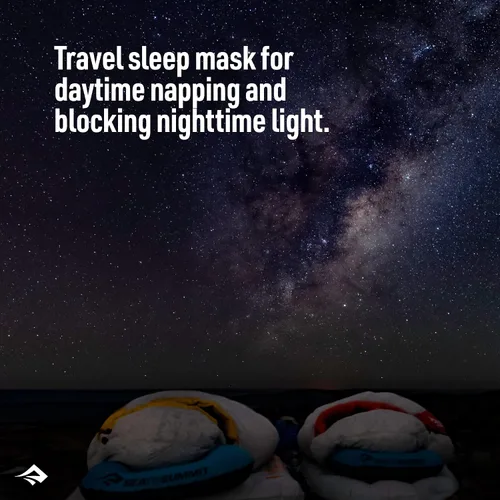 Vista 2 de Sea to Summit TravellingLight - Máscara de viaje para dormir, color azul atolón Quilted Cordura nylon travel sleep mask with a soft microfiber