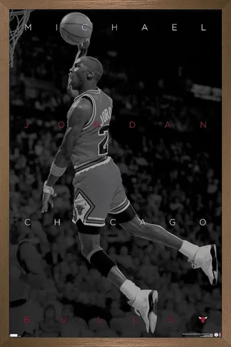 Vista 14 de Trends International Michael Jordan - Póster de pared en blanco y negro, 14.725 x 22.375 pulgadas, versión enmarcada de madera de granero