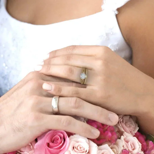 Vista 5 de Clara Pucci Anillo de compromiso de zafiro blanco con grabado personalizado de corte redondo de 2.10 quilates, conjunto nupcial de 14 quilates, oro