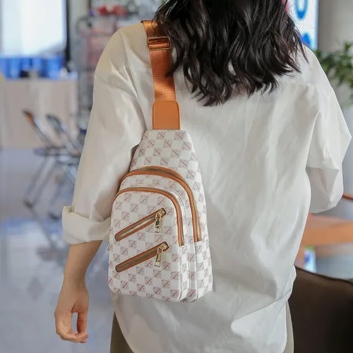 Vista 4 de Anfei Mochila bandolera para mujer, bolsa de pecho, mochila cruzada, B- marrón