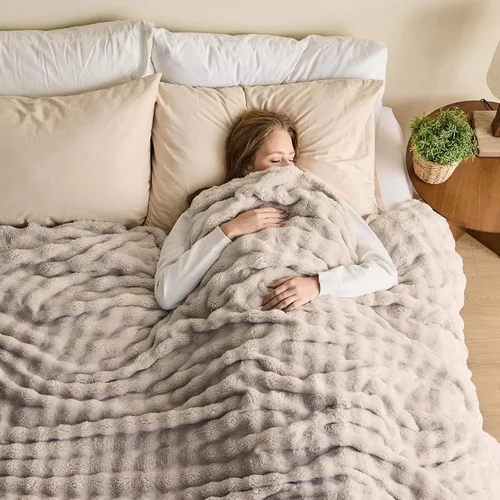 Vista 10 de NEWCOSPLAY Manta para Sofá Aqua Súper Suave de Franela Polar 3D Burbuja Ligera Manta de Cama para Uso en Todas las Estaciones (Aqua, Throw(50"x60"))