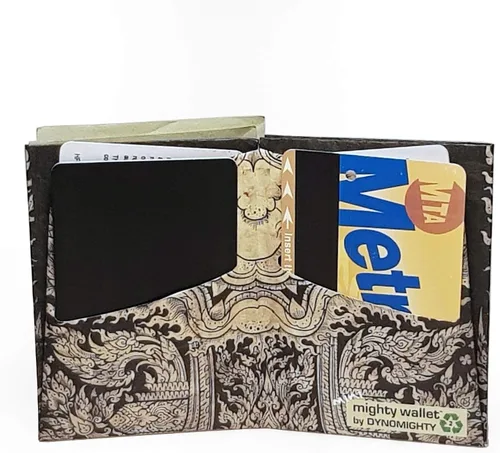 Vista 23 de Orgullo Dynomighty para hombre Mighty Wallet