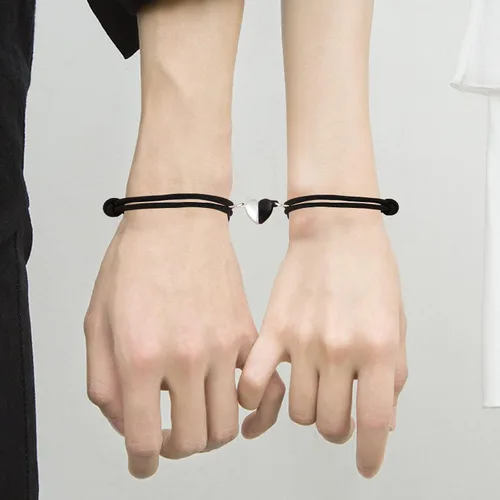 Vista 4 de Pulsera de cadena de eslabones delicados para hombres y mujeres, pulsera magnética para parejas, regalos de amor eterno del conjunto de mejores