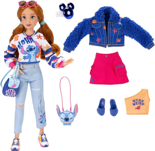 Vista 2 de Disney ILY 4EVER Muñecas de Moda Cabello Rojo Stitch de 11.5" de Alto con 13 Puntos de Articulación, Dos Conjuntos Completos para Mezclar y Combinar