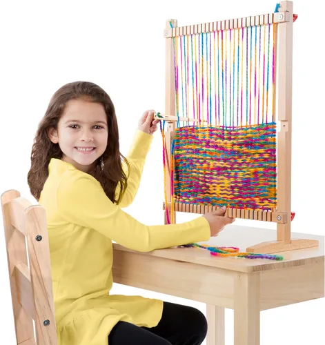 Vista 3 de Melissa & Doug Telar de tejido de madera para manualidades múltiples: marco extragrande (22.75 x 16.5 pulgadas)
